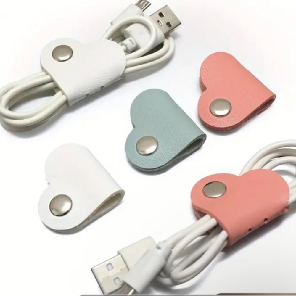Heart Cable Organizer Strap - Leather Cord Holder mystery color - Picture 4 of 6